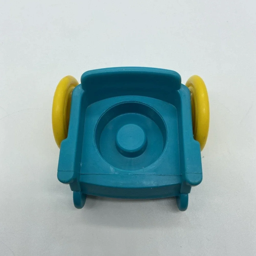 Vintage 1995 Fisher Price‎ Little People Wheelchair Teal Yellow Replacement Toy
